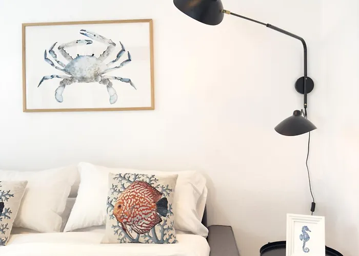 Cozy Flat 200m From The Sea