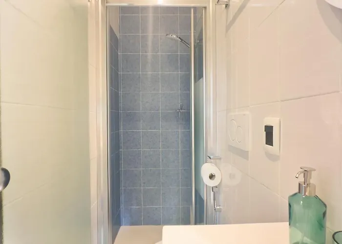 Cozy Flat 200m From The Sea *