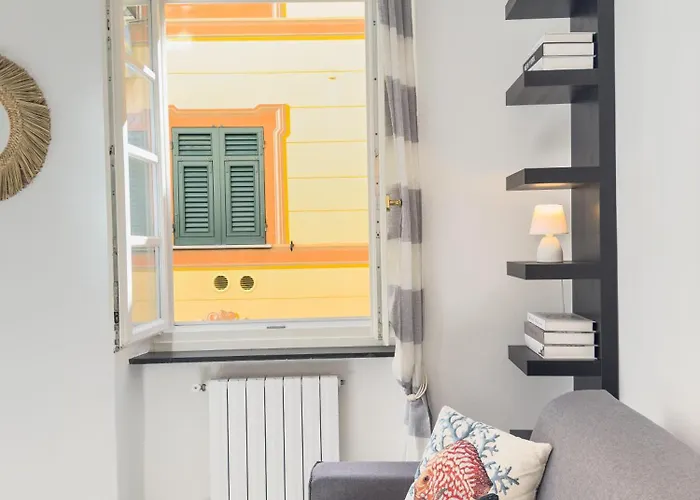 Apartment Cozy Flat 200m From The Sea